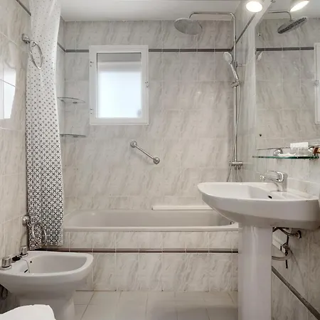 Stunning Ideal Location By Costarentals - Ref 138 Apartment